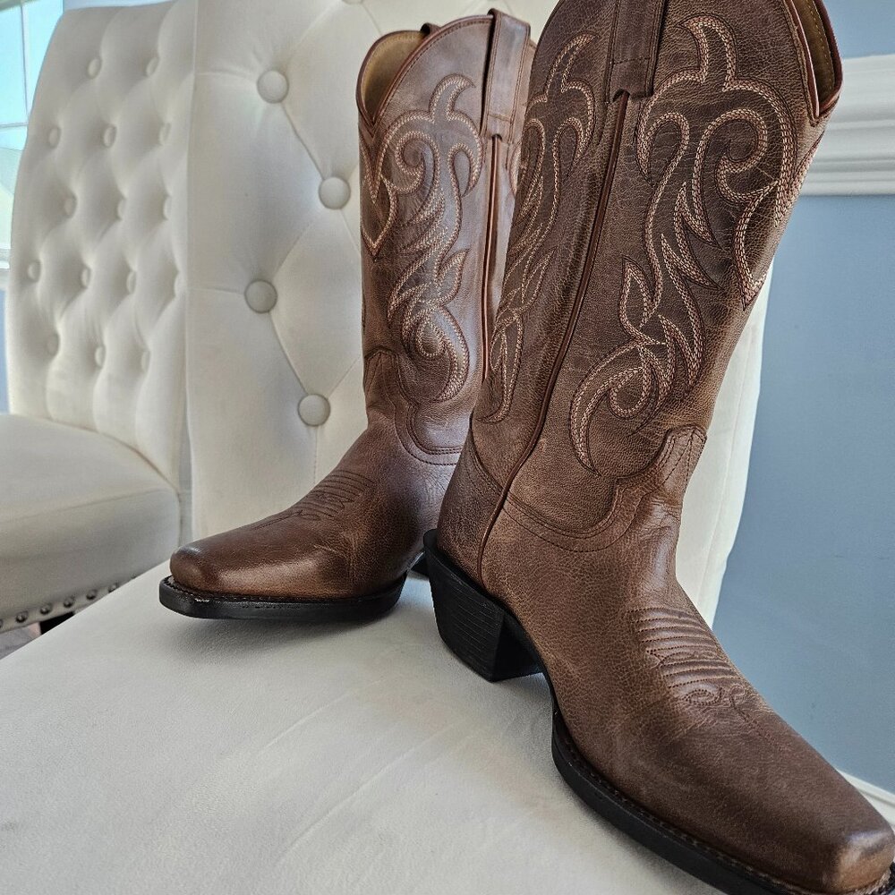 Women's cowboy boots Shyanne size 6M